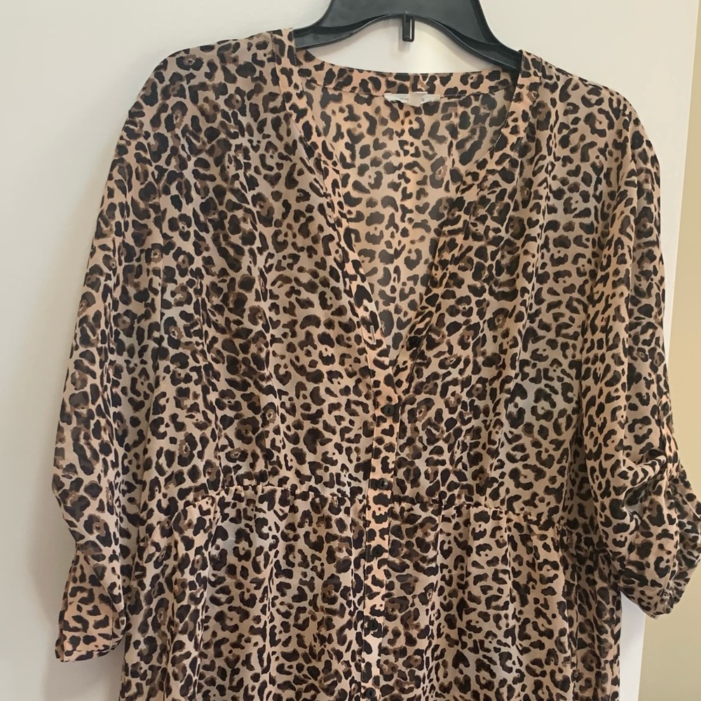 Hi lo Maurices shirt